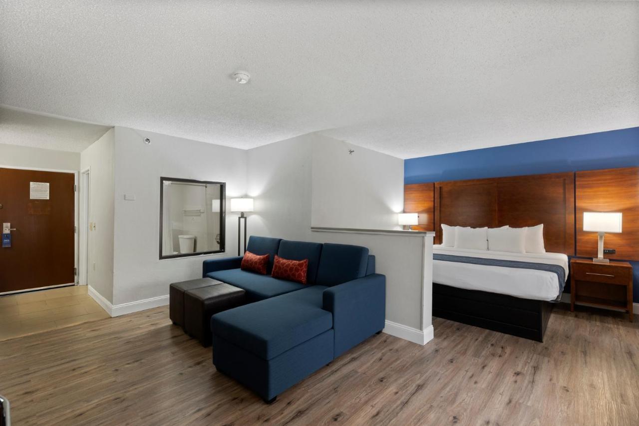 Comfort Inn&Suites St. Louis-Hazelwood Exterior foto