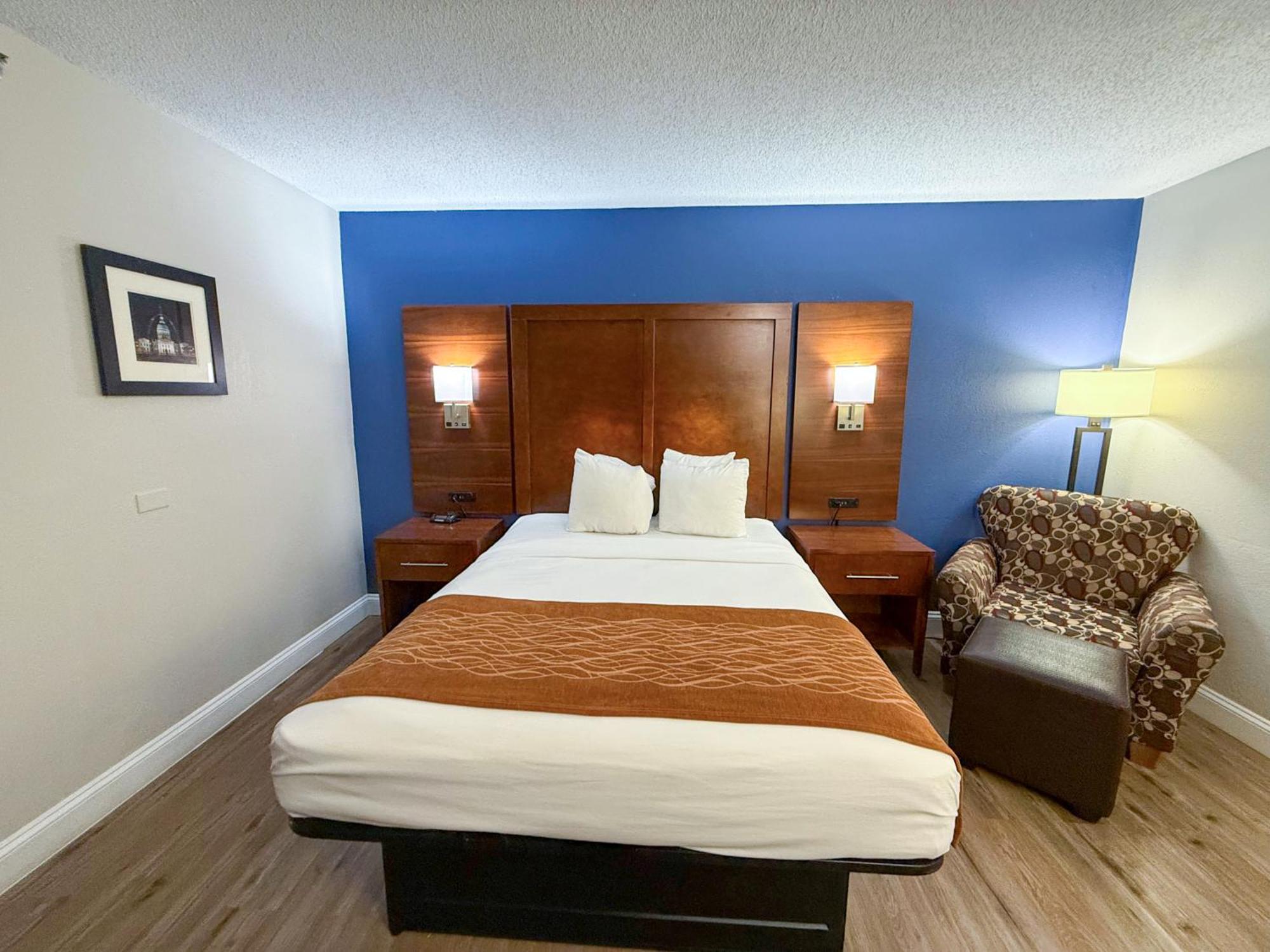 Comfort Inn&Suites St. Louis-Hazelwood Exterior foto