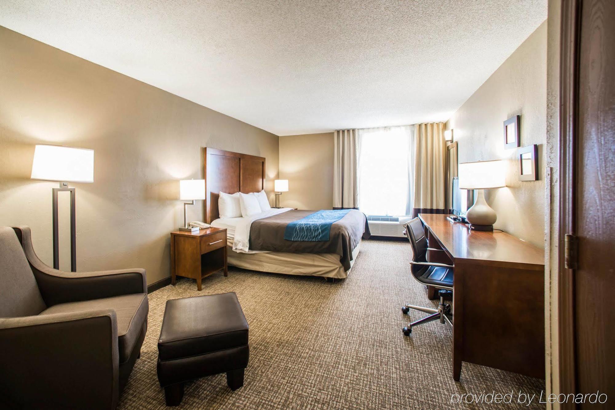 Comfort Inn&Suites St. Louis-Hazelwood Exterior foto