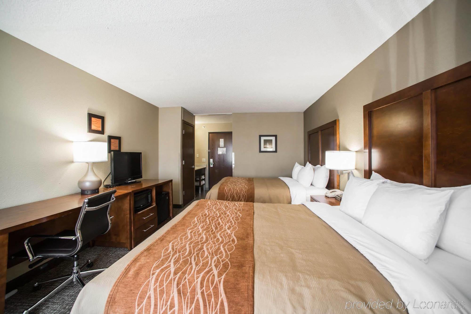 Comfort Inn&Suites St. Louis-Hazelwood Exterior foto
