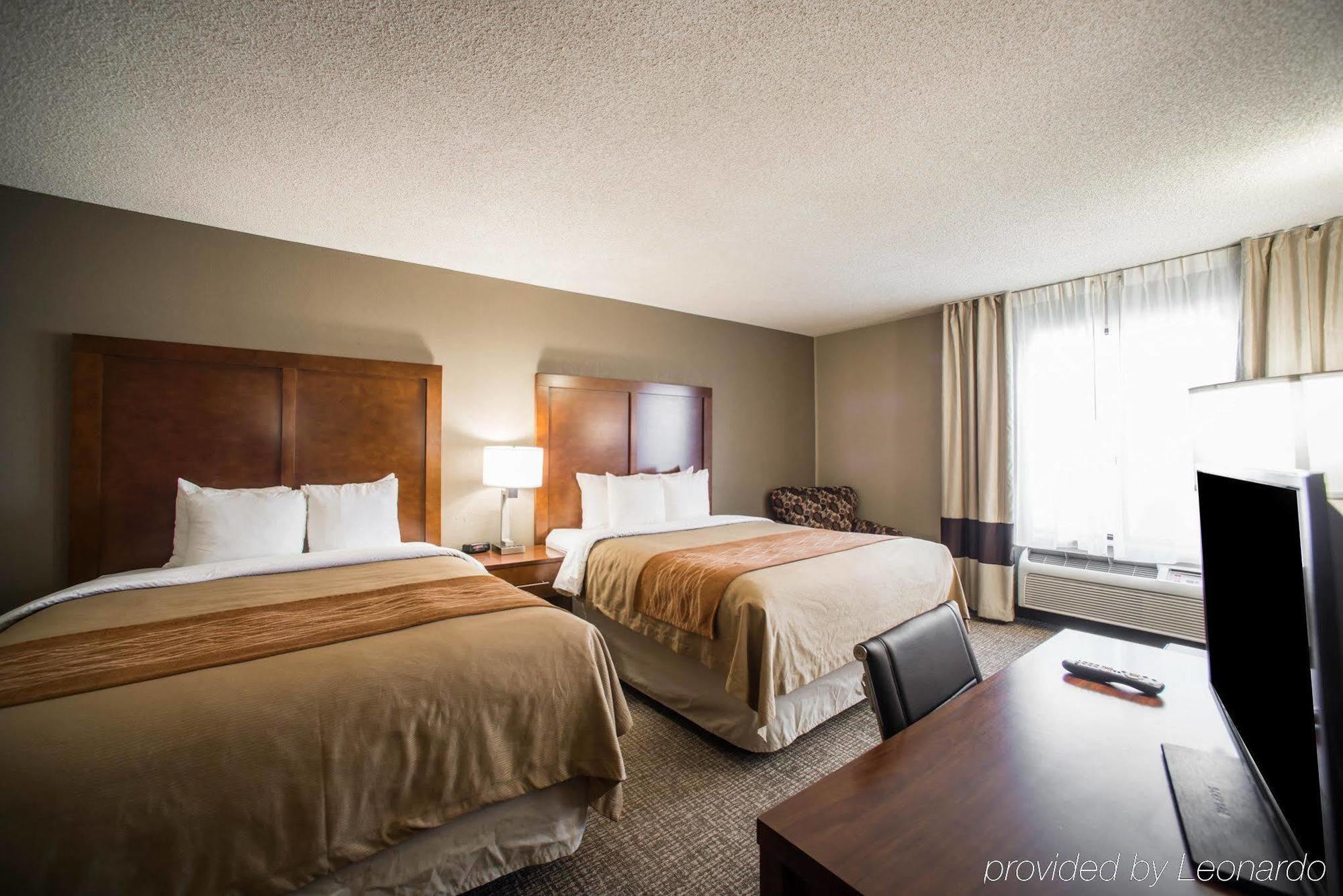Comfort Inn&Suites St. Louis-Hazelwood Exterior foto